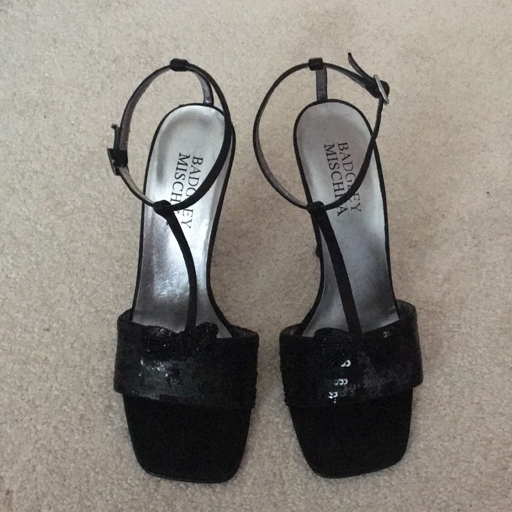 Badgley Mischka Black Sequin T-Strap Evening Sandals